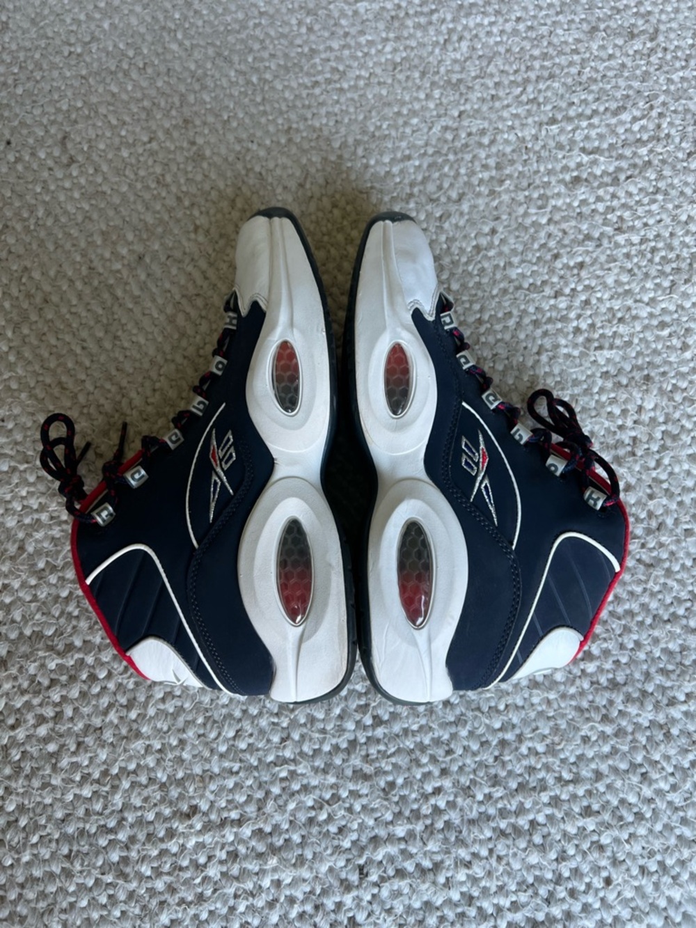 Reebok Question Mid - Picture 2 of 4